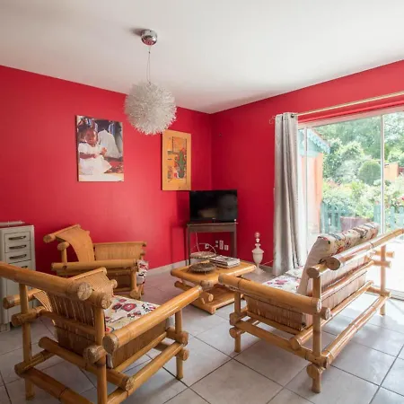 Gite Maringues, 3 Pieces, 4 Personnes - Fr-1-630-13 *